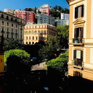 bb-amedeo-naples.hotels-amalfi.com/